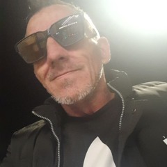 Mark Andrew