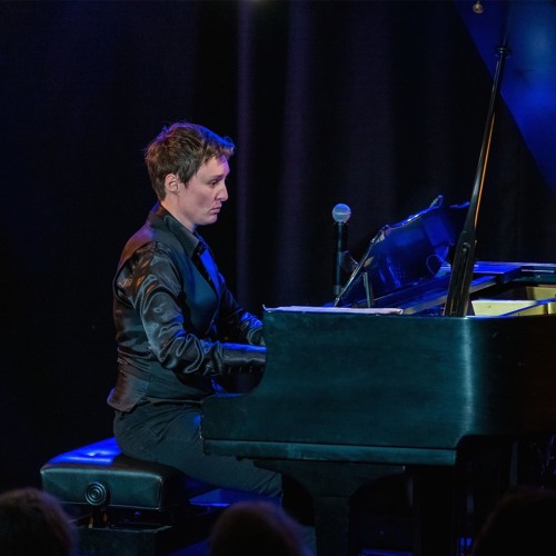 Gráinne Mulvey: Sun Of Orient Crimson with Excess of Light