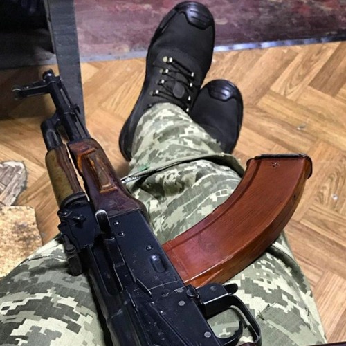 SnapInsta.io - Кольором (320 kbps) (1).mp3