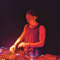 Anthony  Mazzi