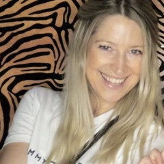 Line Forsmo, voiceover NRK