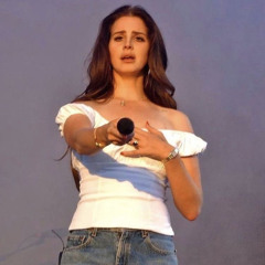we stan lana rey