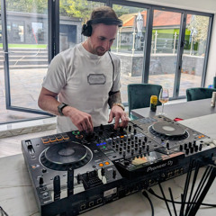 DJ Mark Lee