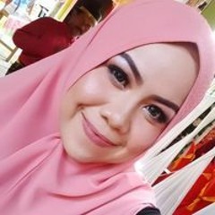 Rhena Ahmad