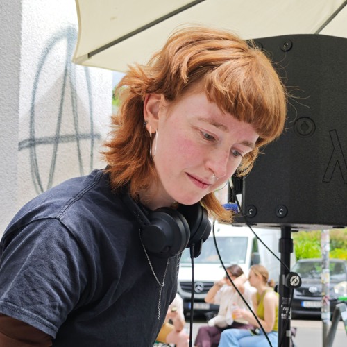 Leona