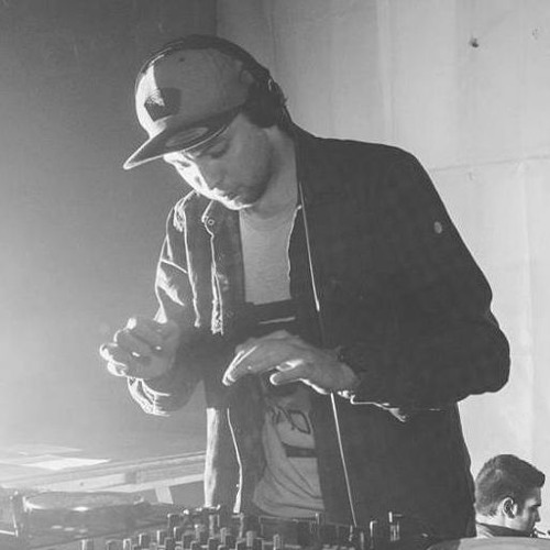 OLI GEE — artist photo