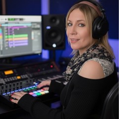 Andrea Chexx Music / TECHNO TECH TRANCE MUSIC