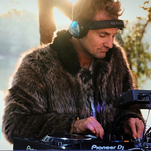 FreeSurf @ Dirtybird CampInn b2b with DOMii and A Cargill.WAV