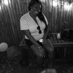 Emaleigh Black 🖤🤍