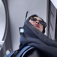 𝘋𝘰𝘥𝘺 ♡︎