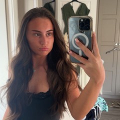 amelia crozier🍒🪩🍸