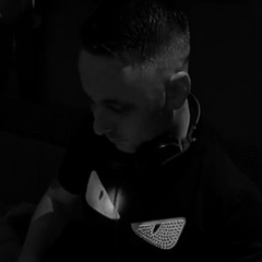 ANDY GILLØN