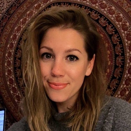 Phoebe Lloyd’s avatar