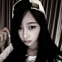 ⠀⠀7