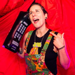 DJ Lady Vix