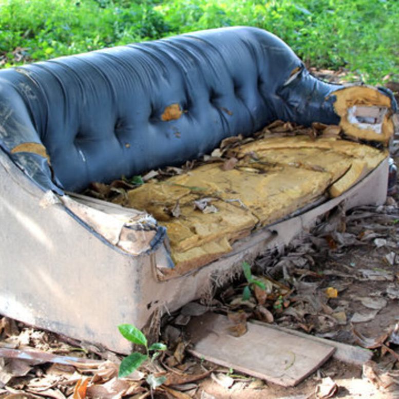 Cover art for the Discussion D'Couch podcast