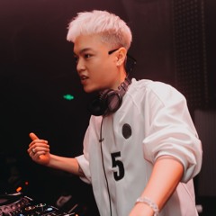 DJ RumV