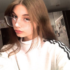 <<3