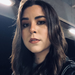 Júlia Stéfanne