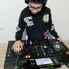 DJ Leodess