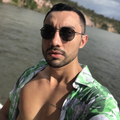 Leandro Tavares
