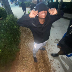 e boogie! (@theyluv.eboogie5)