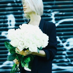 wwhiteroses