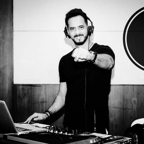 Stream Dj Hamoodz music | Listen to songs, albums, playlists for free ...