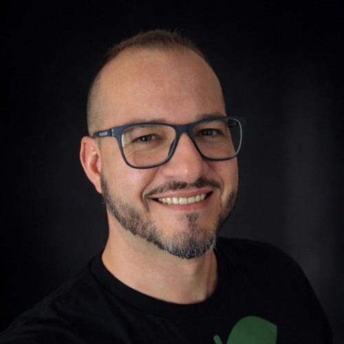 LUIS PITTI — artist photo