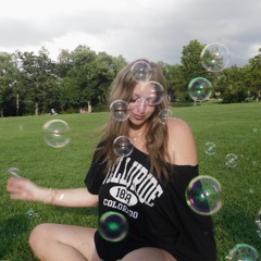 laurel  ❀
