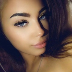 𝔍𝖔𝖉𝖎𝖊 𝖍𝖔𝖑𝖑𝖞 👸