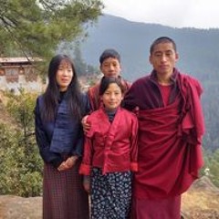 བཀྲ་ཤིས་ སྟོབས་རྒྱས
