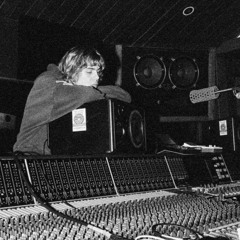 𝖔𝖓𝖊𝖙𝖗𝖆𝖕𝖕𝖊𝖉𝖘𝖔𝖚𝖑