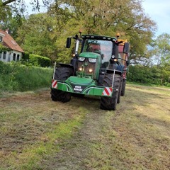 Liz Bogers🐮🚜🍻🥳