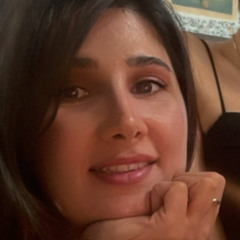 niloufar asadi