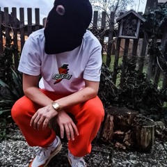 plantsandsneakers