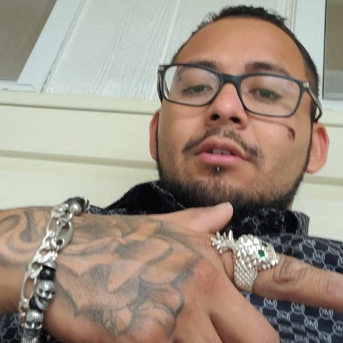 Listen to Cano y Blunt-comandante 75 C_D_G_-[www_flvto_com].mp3 by 