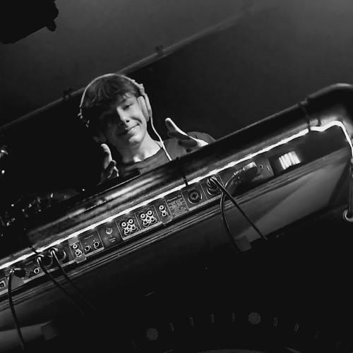 Stream DeejayAngelo music | Listen to songs, albums, playlists for free ...