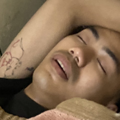 nứng lồn nghe nhạc