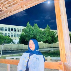 مَ