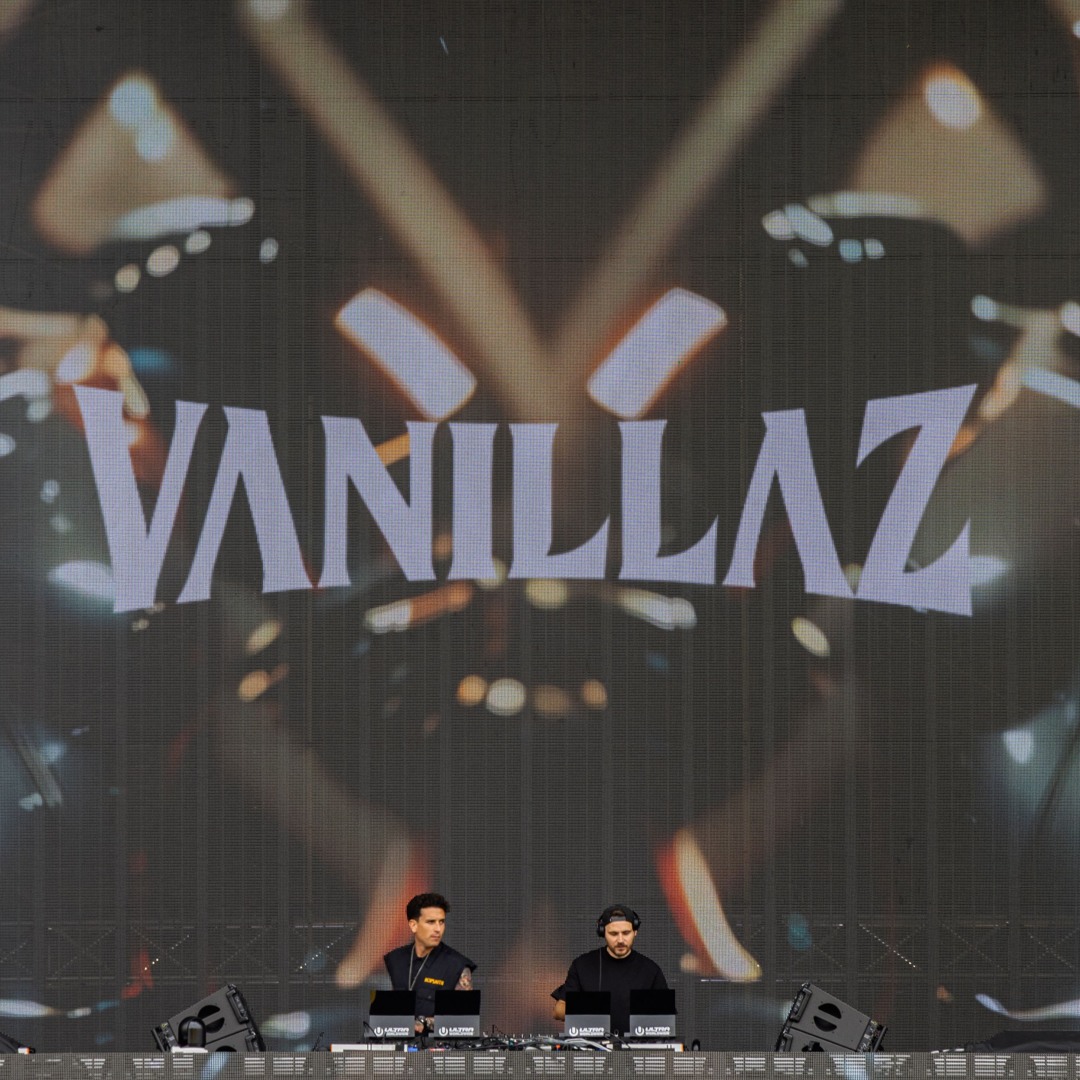 Stream VΛNILLΛZ music | Listen to songs, albums, playlists for free on ...