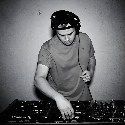 Viox - Producer, DJ, Artist. — artist photo