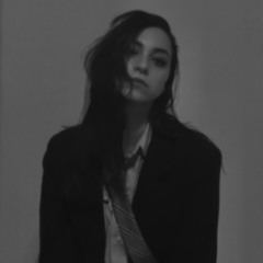 Láreine Jean René