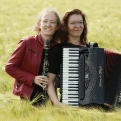 Susi & Szilvia