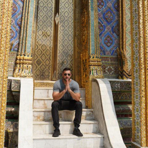 stream-yakir-hashai-music-listen-to-songs-albums-playlists-for-free