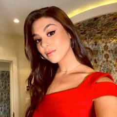 Samantha Lewis Hamilton