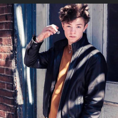 l Love You Oakes Fegley 🖤🤍 Chloe Bray cx.