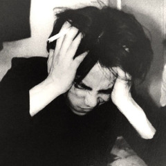 صاحِب ربطة العنق المخفية