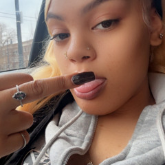 yaya chanel