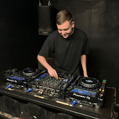 Liam Latta